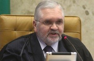 procurado geral da republica - roberto gurgel